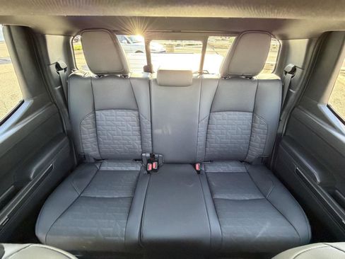 Used 2025 Toyota Tacoma TRD Off-Road w/ TRD Off Road Premium Package image 34