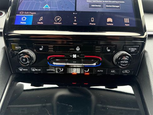 Used 2023 Jeep Grand Cherokee 4WD 4xe image 18