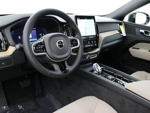 New 2026 Volvo XC60 B5 Plus w/ Climate Package AWD/4WD image 16