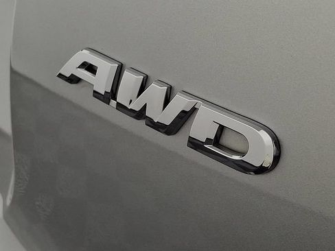 Used 2016 Honda CR-V LX image 29