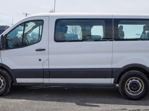Used 2018 Ford Transit 150 XL RWD image 10