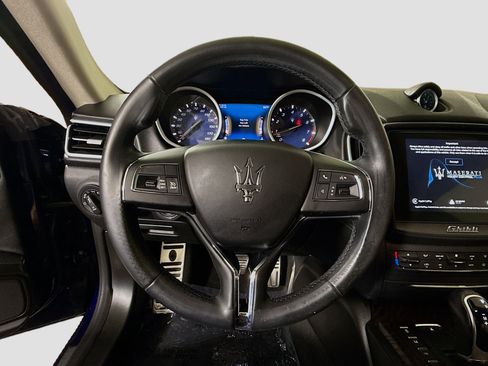 Used 2018 Maserati Ghibli S image 13