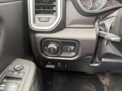 Used 2023 RAM 1500 Big Horn AWD/4WD image 31