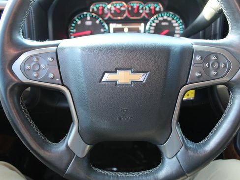 Used 2017 Chevrolet Silverado 1500 High Country AWD/4WD image 13