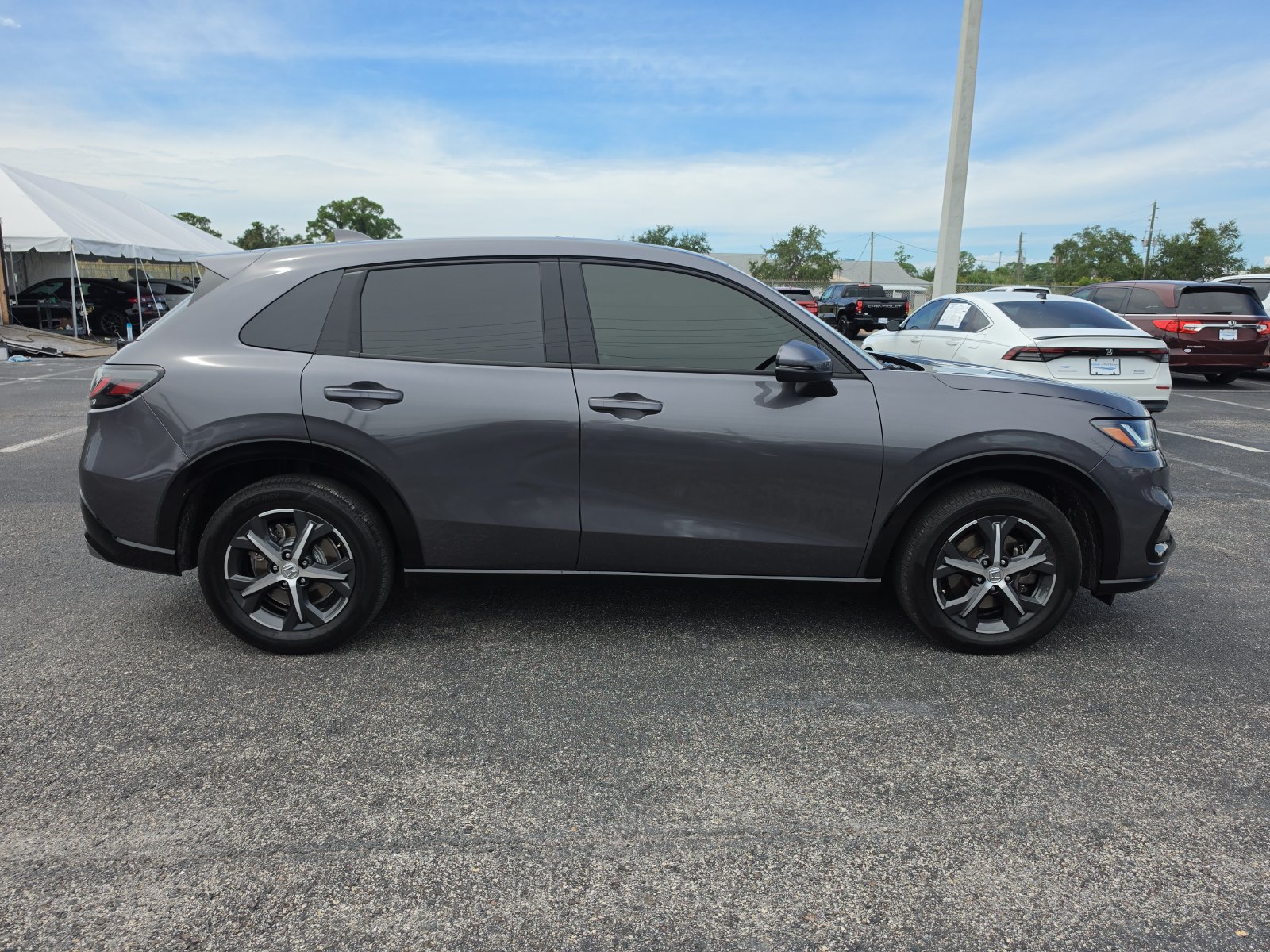 Used 2025 Honda HR-V EX-L image 3