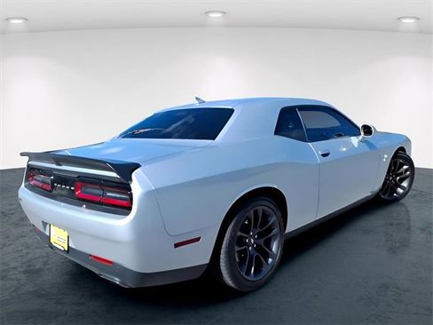 Used 2023 Dodge Challenger R/T Scat Pack w/ Plus Package image 5