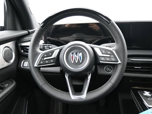 New 2026 Buick Enclave Avenir w/ Super Cruise Package image 10