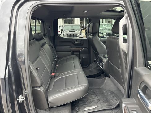 Used 2020 GMC Sierra 1500 SLT w/ SLT Premium Plus Package image 17