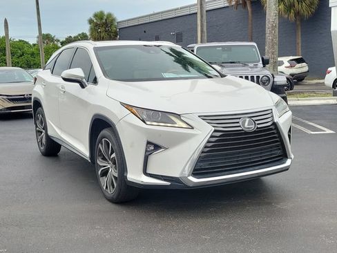 Used 2019 Lexus RX 350 FWD w/ Premium Package image 3