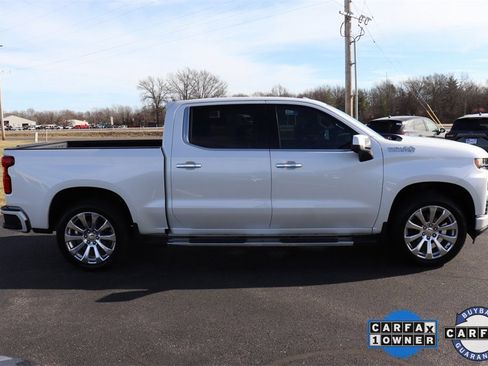 Used 2021 Chevrolet Silverado 1500 High Country w/ Technology Package image 14