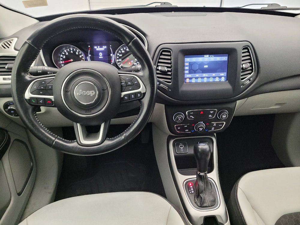 Used 2020 Jeep Compass Latitude FWD image 22