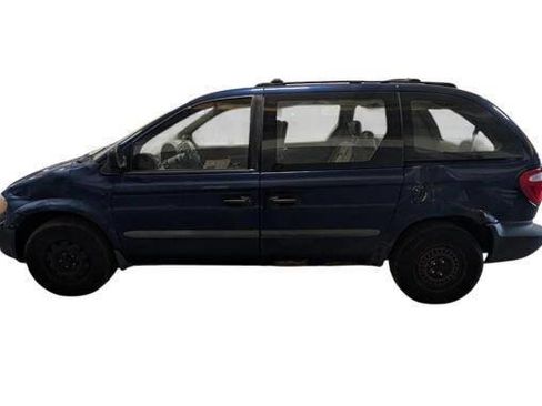 Used 2002 Dodge Caravan SE FWD image 2
