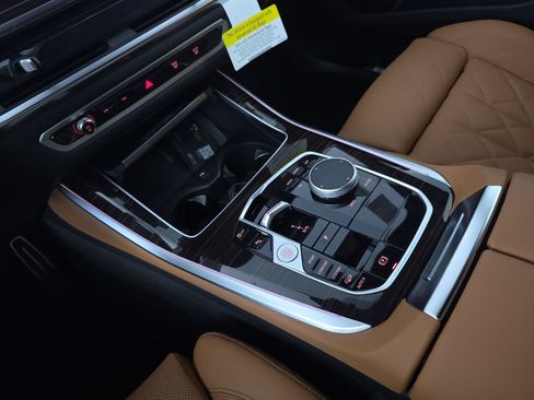 New 2026 BMW X5 xDrive40i w/ M Sport Package image 25