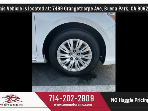 Used 2014 Toyota Camry LE image 38