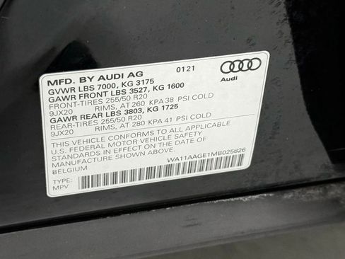 Used 2021 Audi e-tron Premium w/ Black Optic Package image 49