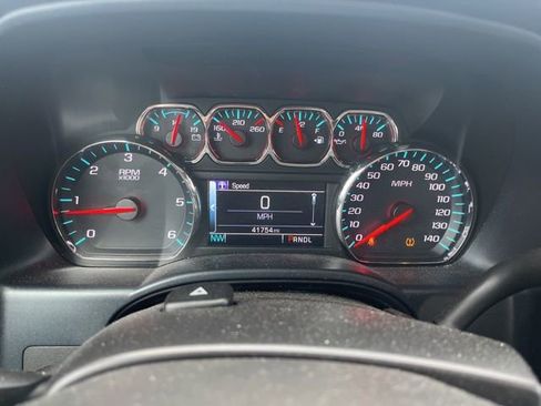 Used 2018 Chevrolet Silverado 1500 LT w/ All Star Edition image 12