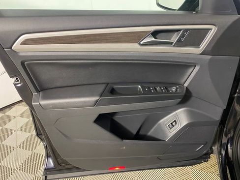 Used 2019 Volkswagen Atlas SEL image 12