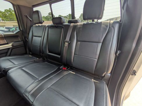 Used 2017 Ford F150 Lariat AWD/4WD image 6
