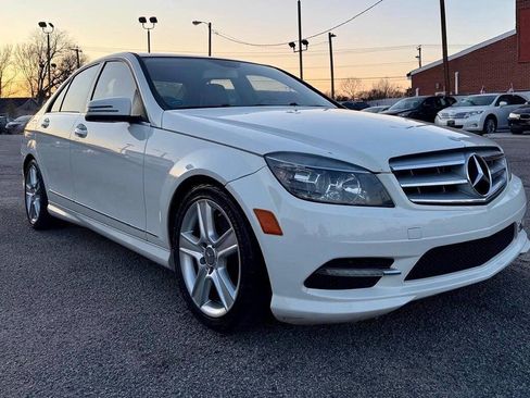 Used 2011 Mercedes-Benz C 300 Sedan image 3