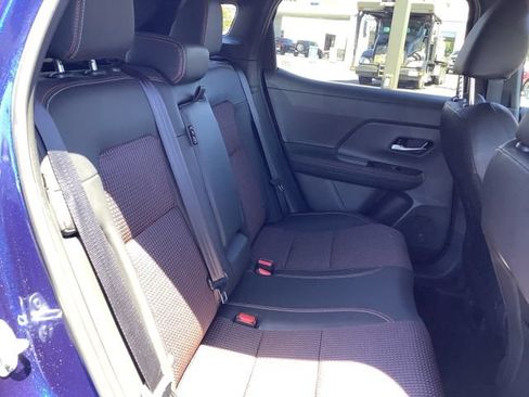 Used 2025 Nissan Kicks SR w/ Illumination Package AWD/4WD image 32