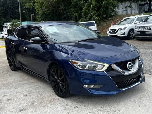 Used 2017 Nissan Maxima SR FWD image 8