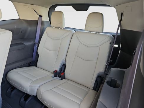 Used 2020 Cadillac XT6 Premium Luxury image 22