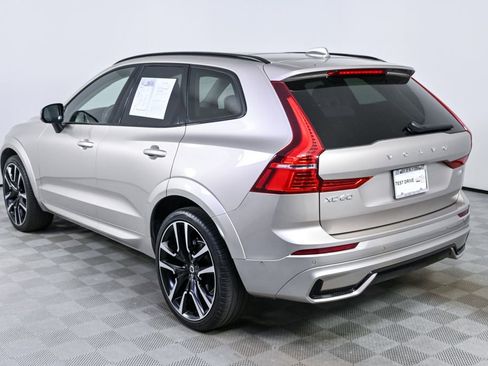 Certified 2024 Volvo XC60 B5 Ultimate AWD/4WD image 4
