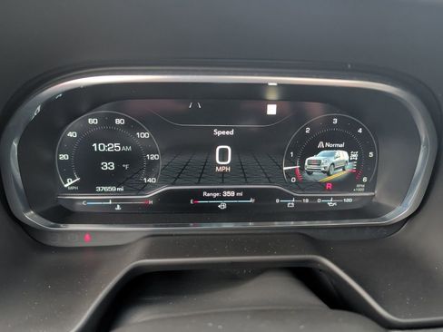 Used 2023 GMC Yukon AT4 w/ AT4 Premium Plus Package image 26