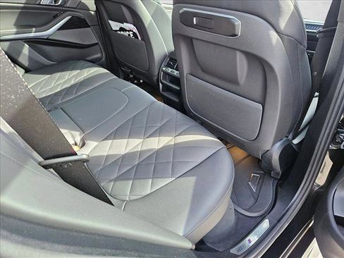 Used 2026 BMW X5 xDrive40i w/ M Sport Package image 19