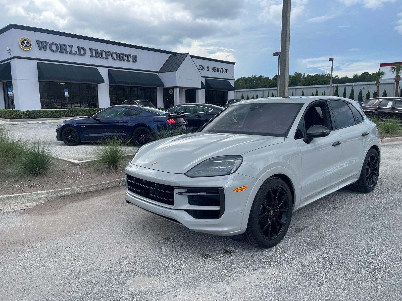 Used 2025 Porsche Cayenne GTS AWD/4WD image 50
