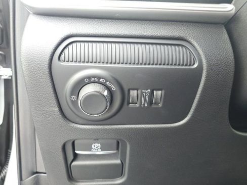 New 2026 Jeep Grand Wagoneer Limited image 11