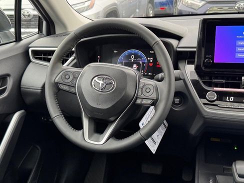 New 2026 Toyota Corolla Cross LE image 8