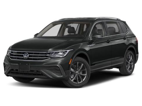 Used 2022 Volkswagen Tiguan SE FWD image 1