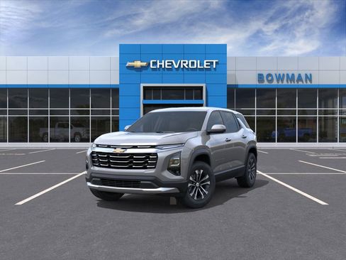New 2026 Chevrolet Equinox LT w/ Convenience Package II image 8