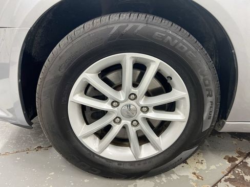 Used 2019 Dodge Grand Caravan SXT FWD image 27