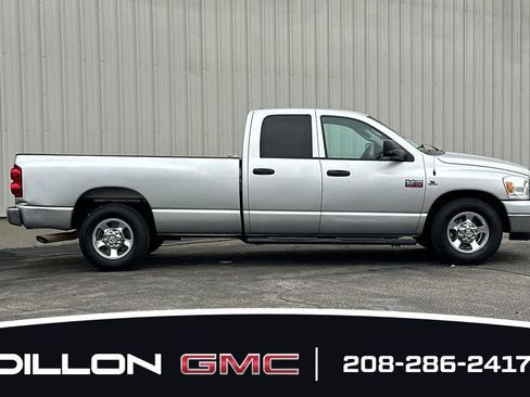 Used 2009 Dodge Ram 2500 Truck SLT w/ Trailer Tow Group RWD image 2