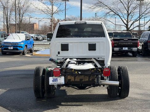 New 2026 RAM 5500 Tradesman image 8