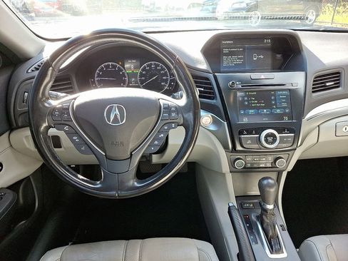 Used 2020 Acura ILX w/ Premium Package image 11