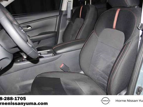 Used 2025 Nissan Sentra SR image 4