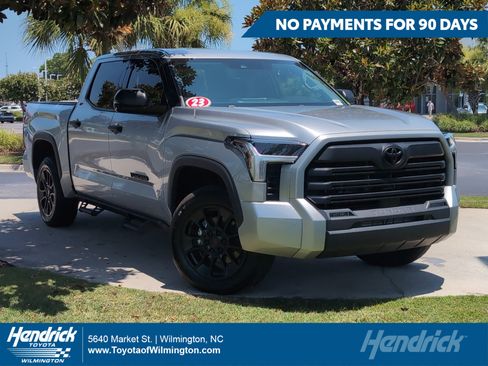 Used 2023 Toyota Tundra SR5 w/ SR5 Convenience Package AWD/4WD image 1