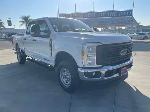 New 2026 Ford F250 XL w/ XL Chrome Package image 7