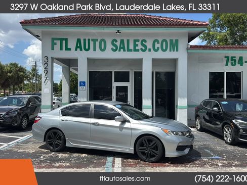 Used 2017 Honda Accord Sport image 12