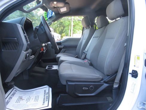 Used 2017 Ford F250 XLT AWD/4WD image 12