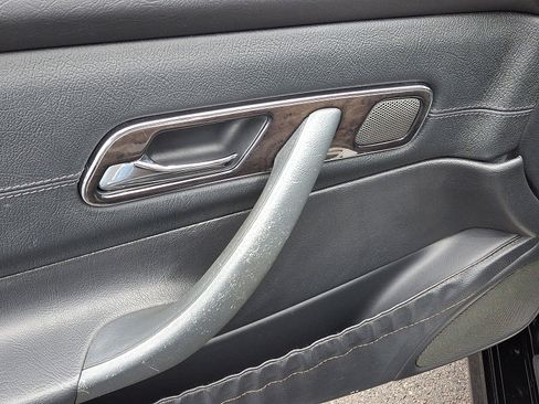 Used 2003 Mercedes-Benz SLK 32 AMG image 11