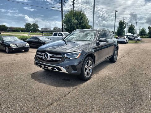 Used 2022 Mercedes-Benz GLC 300 image 4