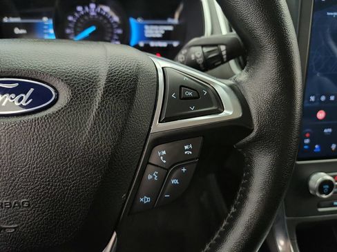 Used 2021 Ford Edge Titanium w/ Equipment Group 301A AWD/4WD image 21