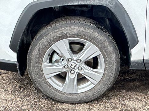 Used 2025 Toyota RAV4 LE image 29