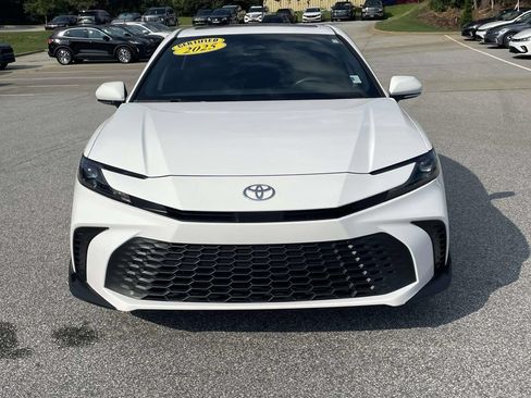 Used 2025 Toyota Camry SE w/ Multimedia Upgrade Package FWD image 2
