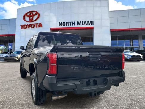 Used 2025 Toyota Tacoma SR image 3