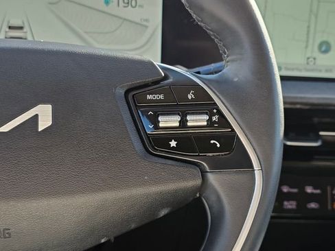 Certified 2022 Kia EV6 Wind w/ Wind Technology Package image 34